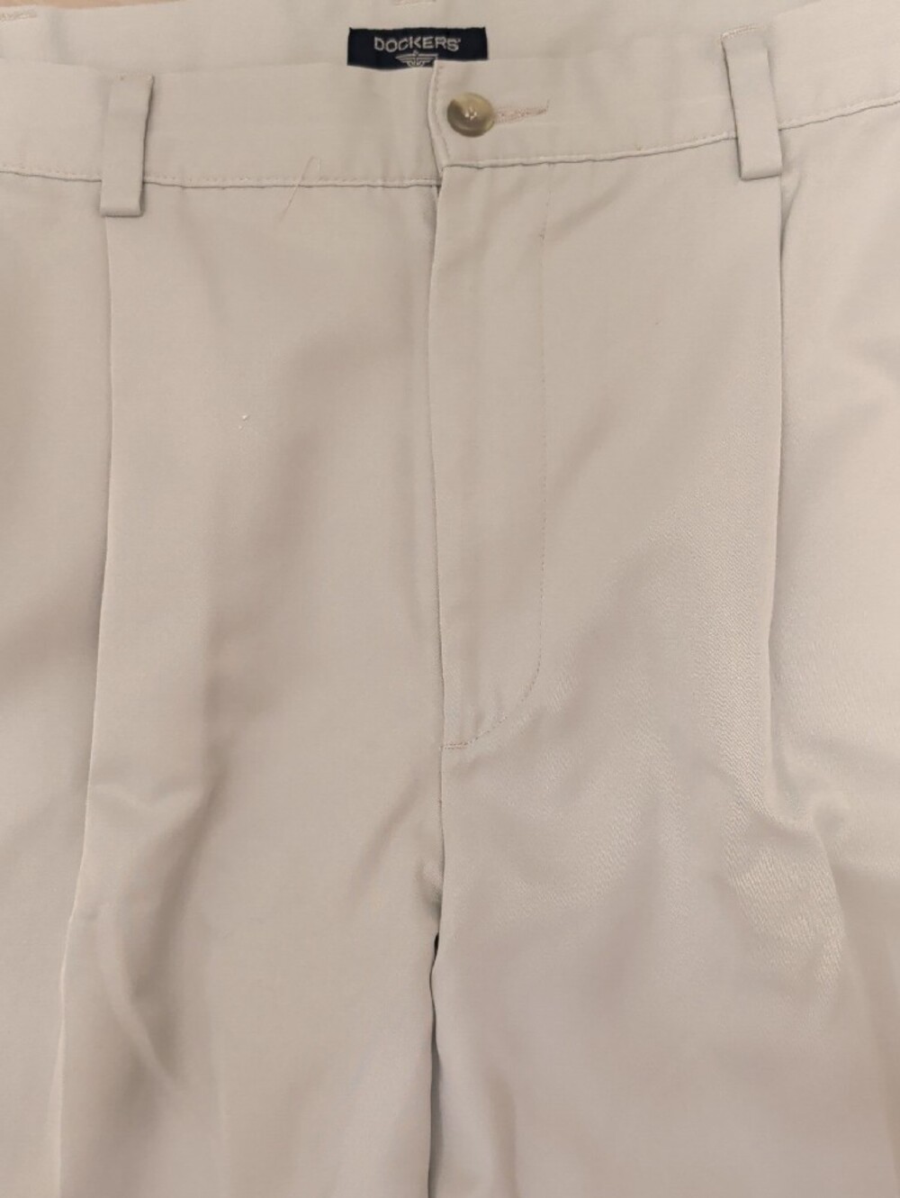 Dockers Men's 40W 30L Light Khaki Straight-Leg Chinos